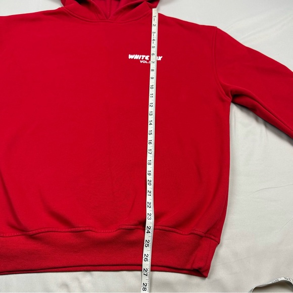 White Fox Vol 3 Women’s Hoodie Sweatshirt Sz S/M Red Offstage Monochrome C4 - Picture 9 of 9
